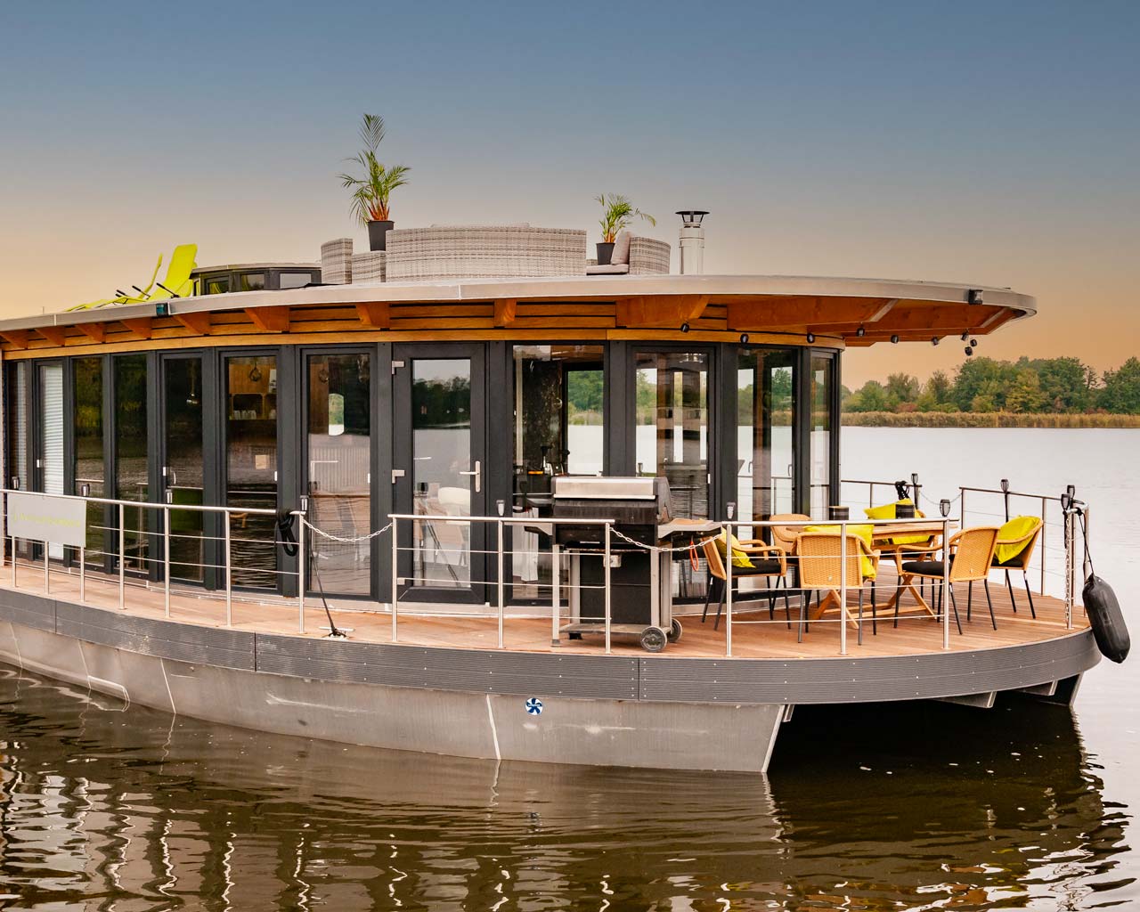 Eventboot mieten - Ei Home 70 Eventboot mieten - Ei Home 70