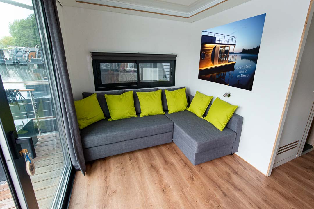 eventboot-boot-mieten-berlin-vagabund-43-8 eventboot-boot-mieten-berlin-ei-home-70-1
