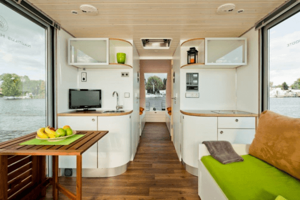 Nautino_Maxi_03 eventboot-boot-mieten-berlin-ei-home-70-7