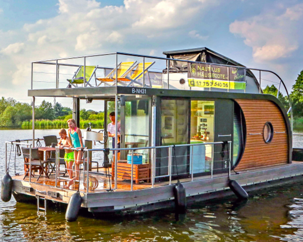 Nautino_Cover Eventboot mieten - vagabund 30